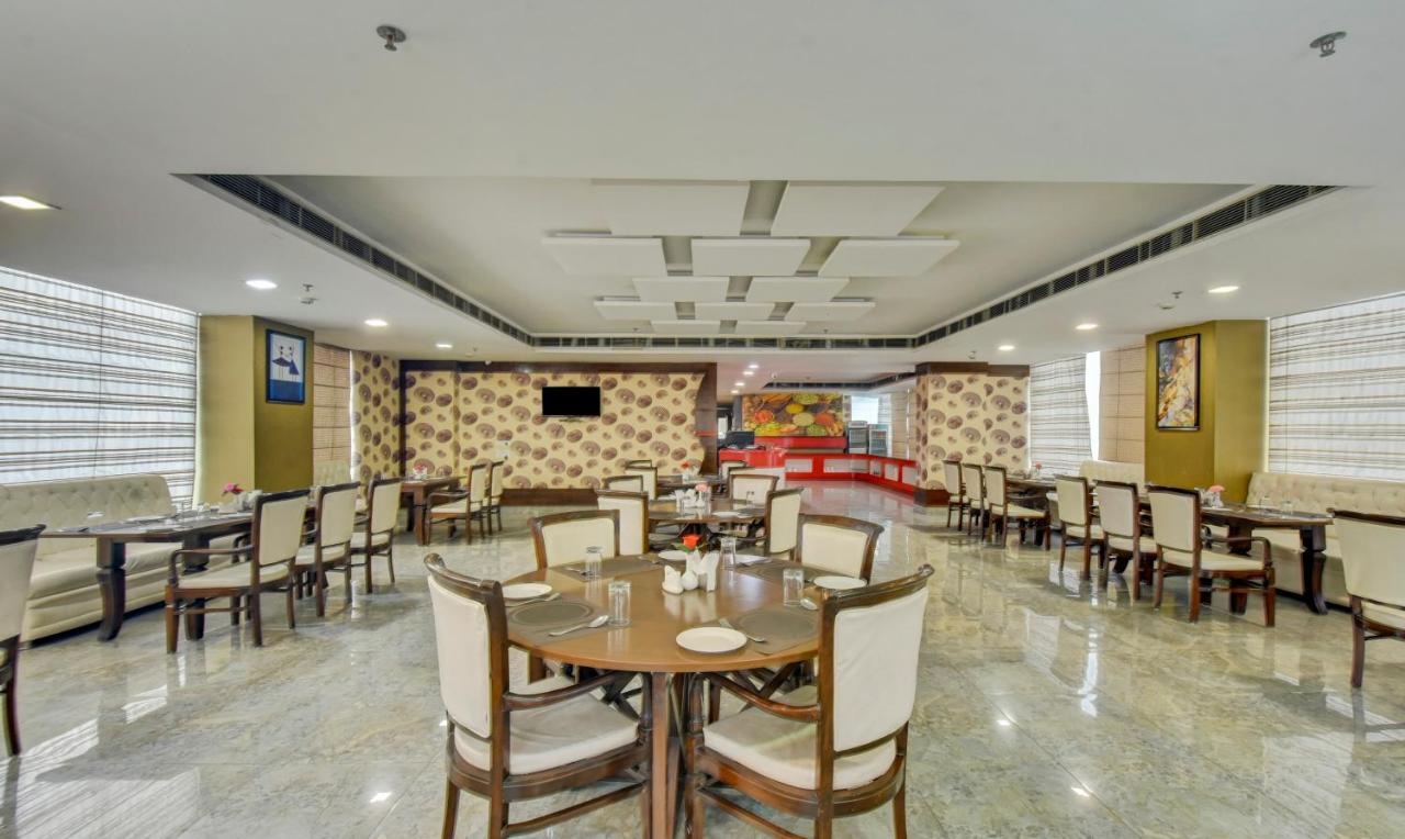 Treebo Elysee, Patel Nagar Dehradun Exterior photo
