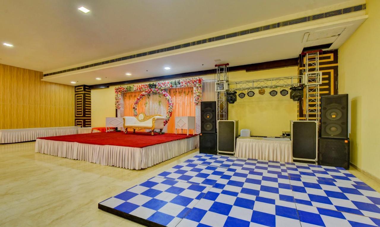Treebo Elysee, Patel Nagar Dehradun Exterior photo